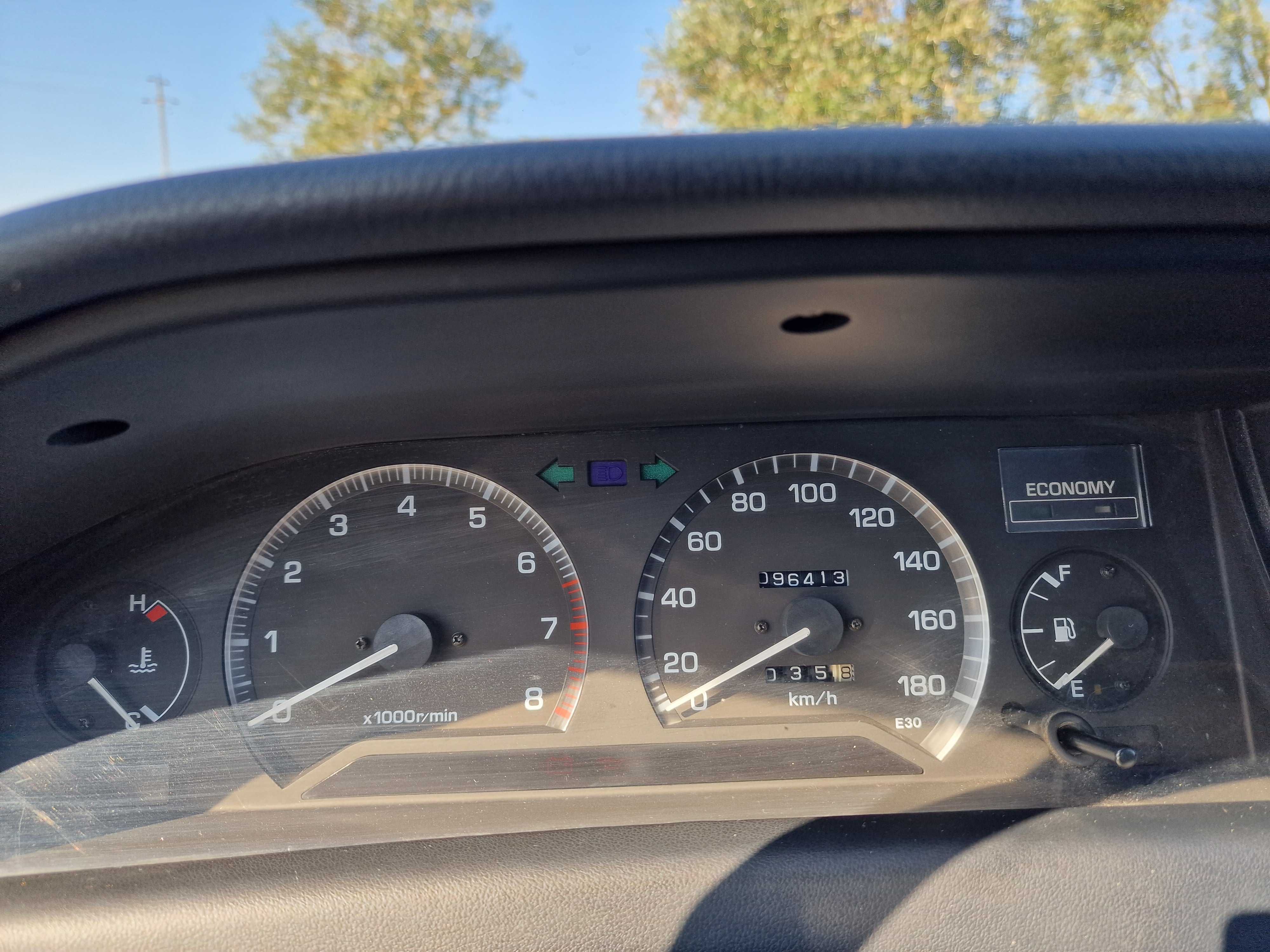 Toyota Corolla 1.3 XLI Velvet