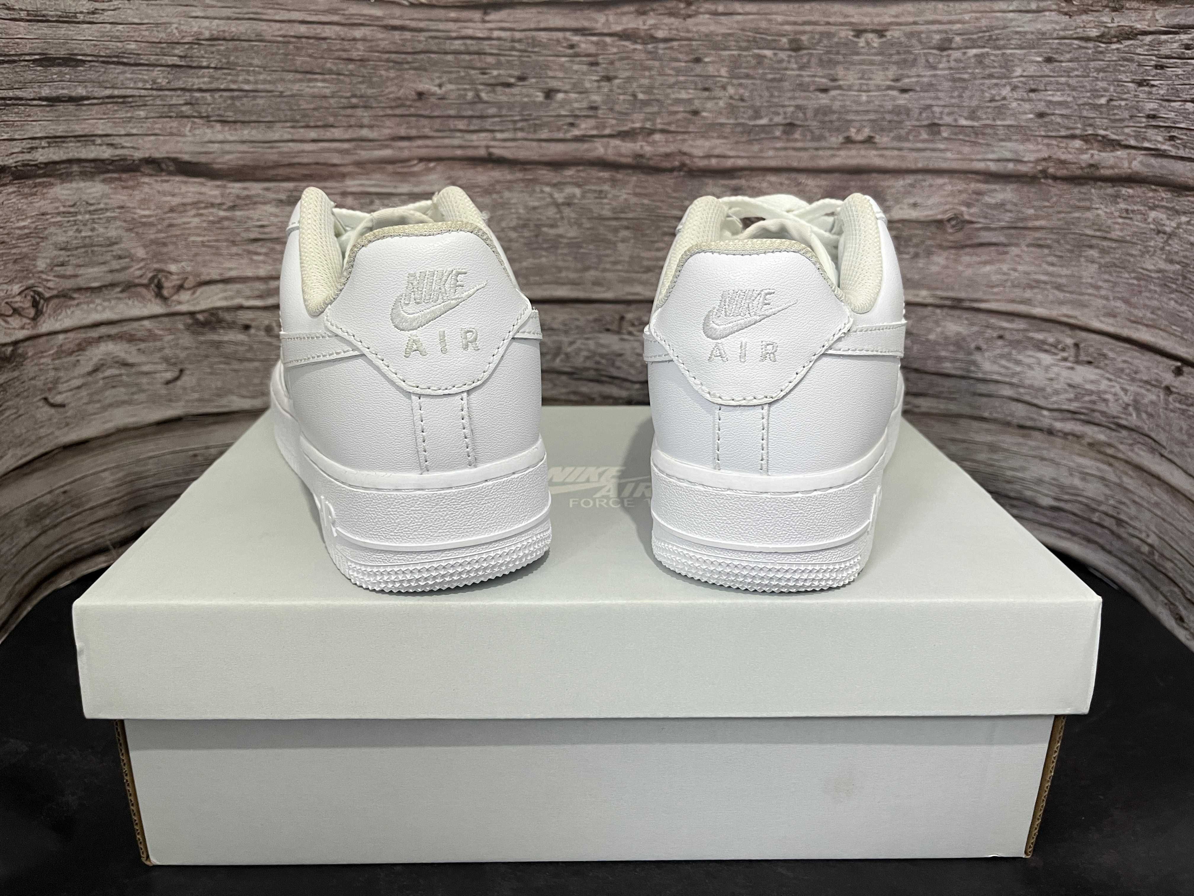 Nike Air Force 1 Low '07 White 40