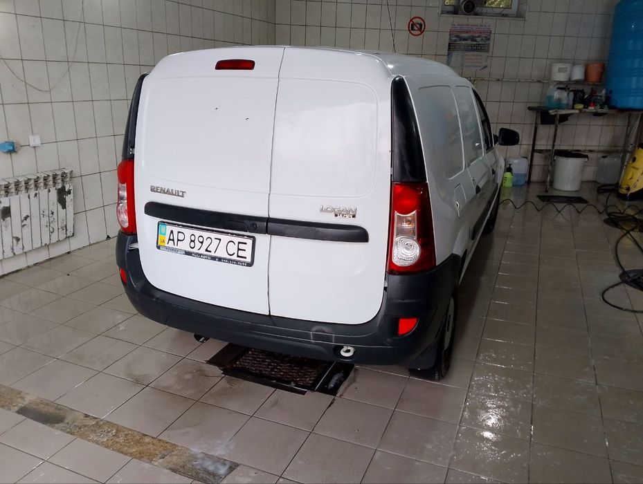 Продам авто Renault Logan MCV 2011