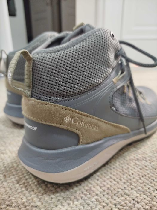 Взуття чоботи черевики Columbia Trailstorm Mid Waterproof