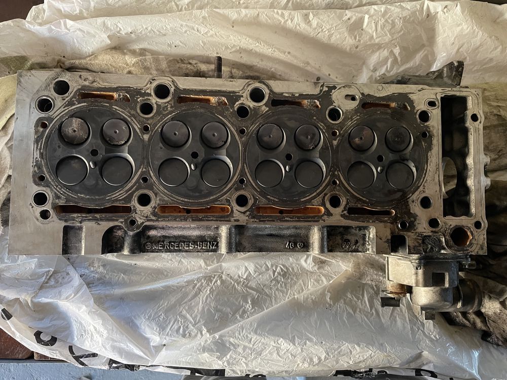Головка блоку циліндрів Mercedes Sprinter 2.2CDI A6460101420