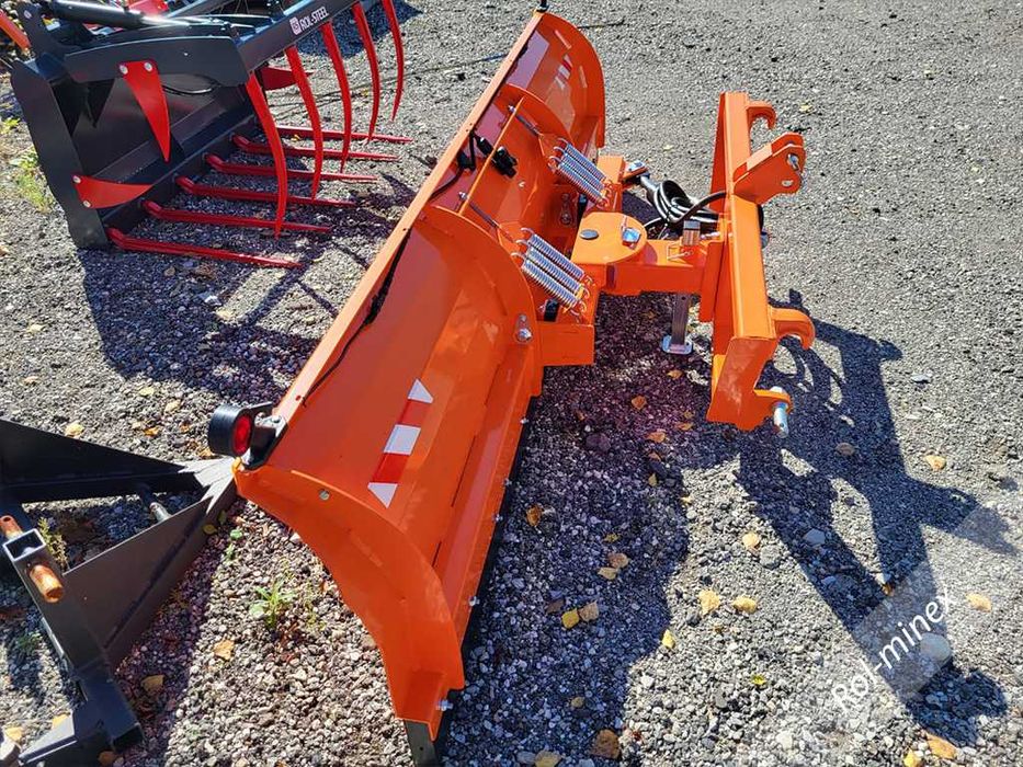Pług do śniegu śnieżny ze sprężynami PPS 2w1 Euro-ramka TUZ Transport