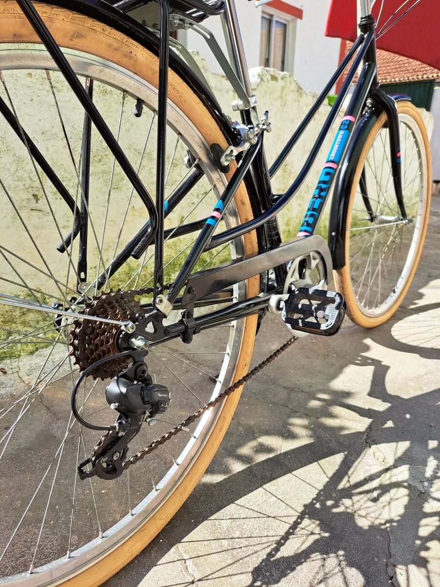 Bicicleta Pasteleira como Nova
