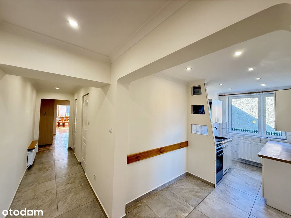 Przestronne mieszkanie z widokiem na Rynek w Ziębicach