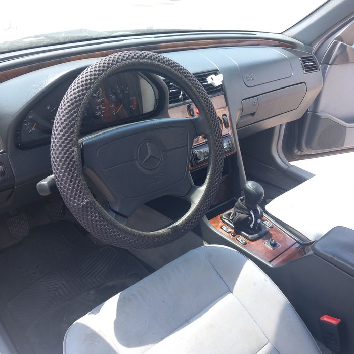 Mercedes C250 Turbodiesel 1996 com 300.000 km