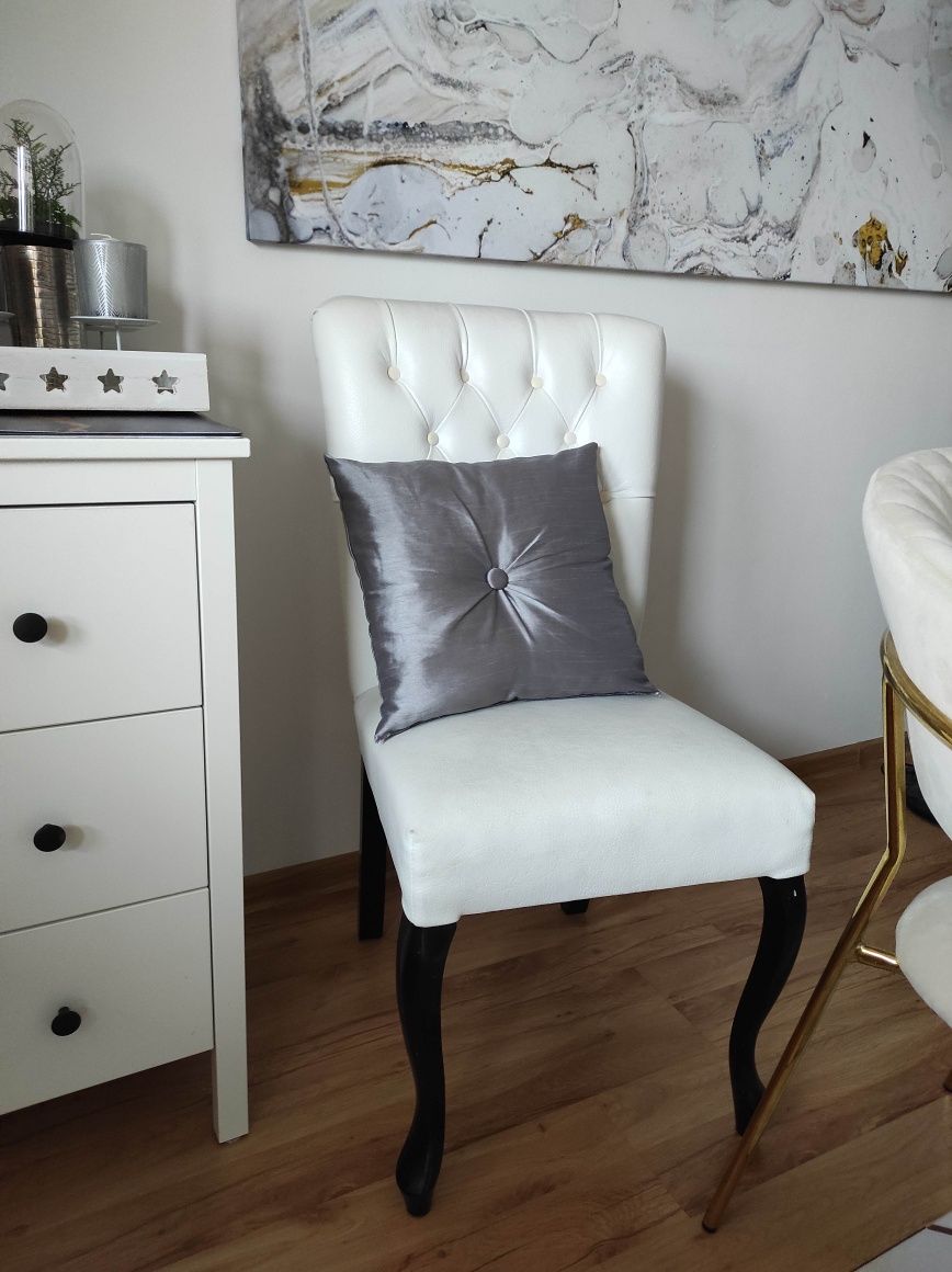 Fotel Ludwik krzesło piękne białe pikowane stylowy fotelik