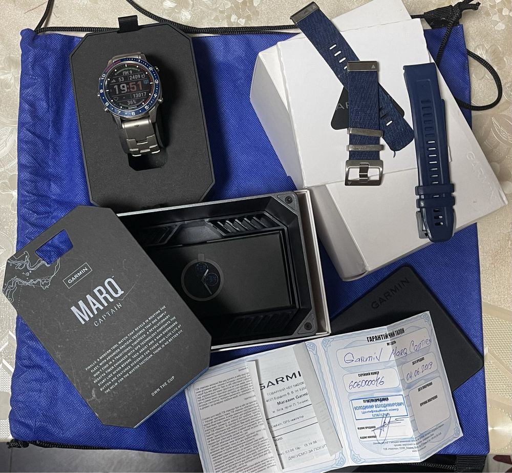 Смарт часы Garmin MARQ Captain, титан