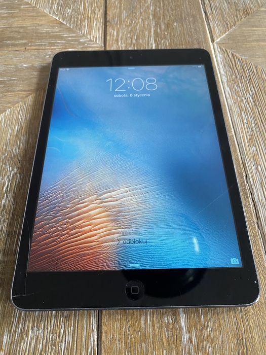 Tablet Apple iPad mini 7,9" 512 MB / 16 GB srebrny