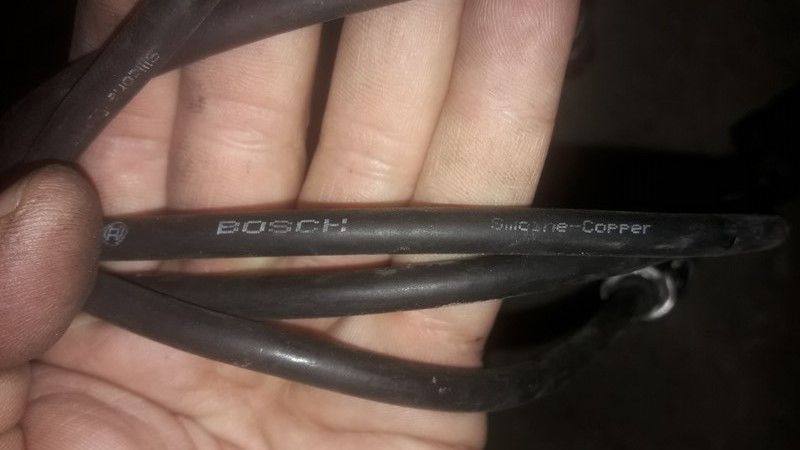Przewody zapłonowe kable WN Vw Passat 2.3 V5 150KM AGZ Bosch komplet