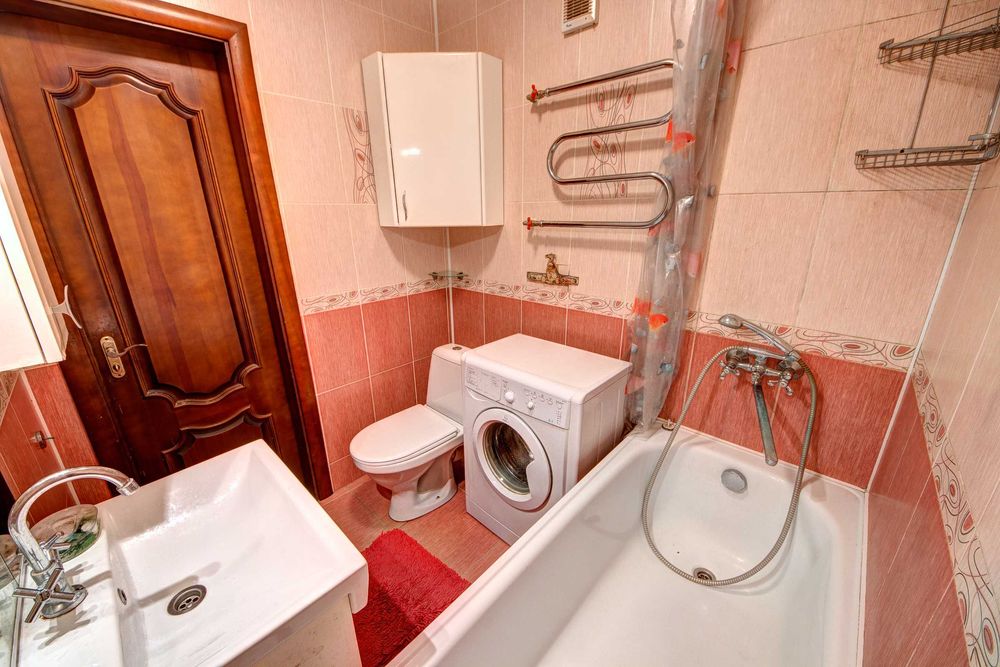 Посуточная аренда просторной 3к квартиры м. Печерская.-12-555.biz.ua