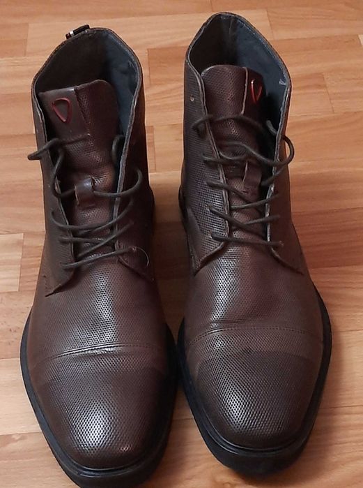 Продам черевики чоловічі фірми Strellson (Швейцарія). Розмір 42.