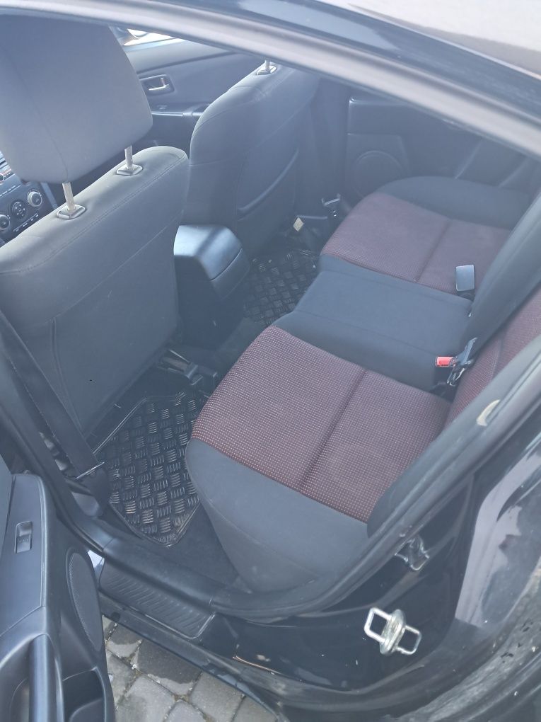 MAZDA 3  Rocznik 2005. Sedan!!!