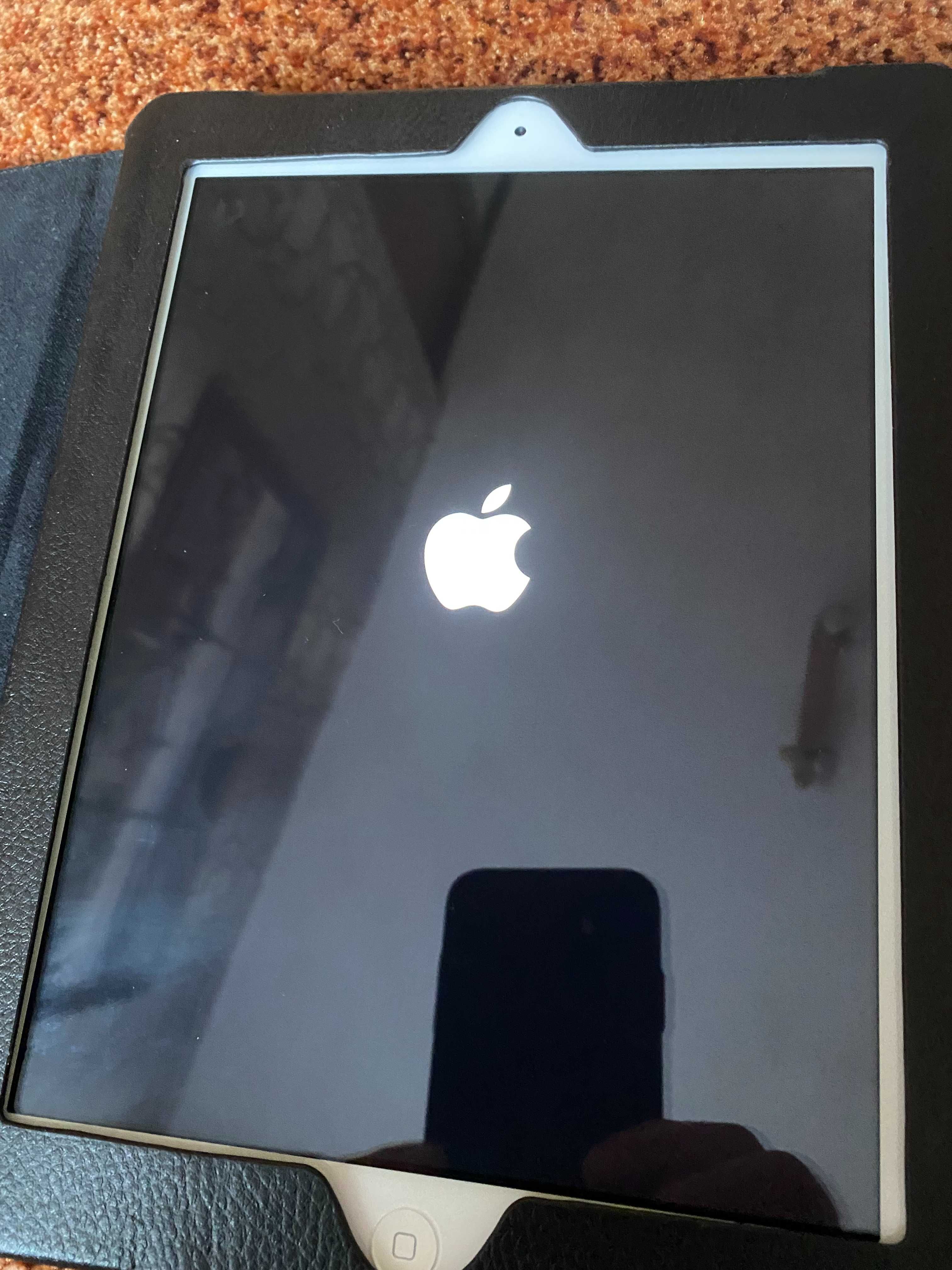 iPad 3 32GB A1430 WiFi   iCLOUD