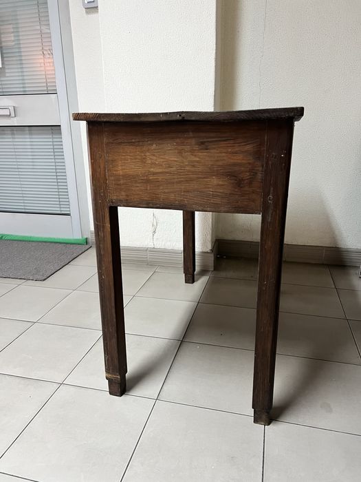 Secretária / Aparador Antiga em Madeira – Pátina Autêntica