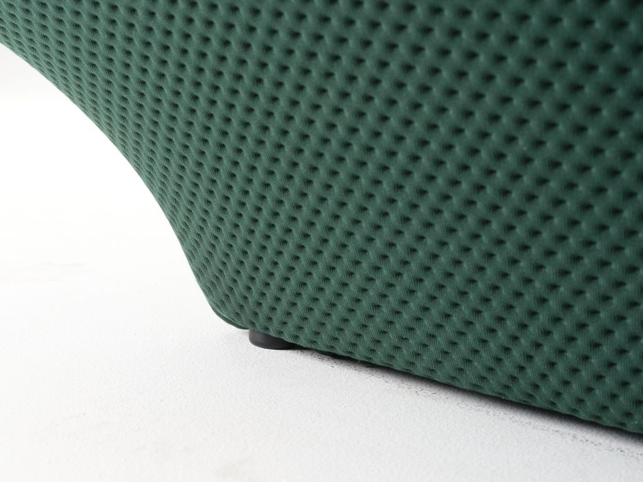 Sofá triplo estilo Ploum da Ligne Roset