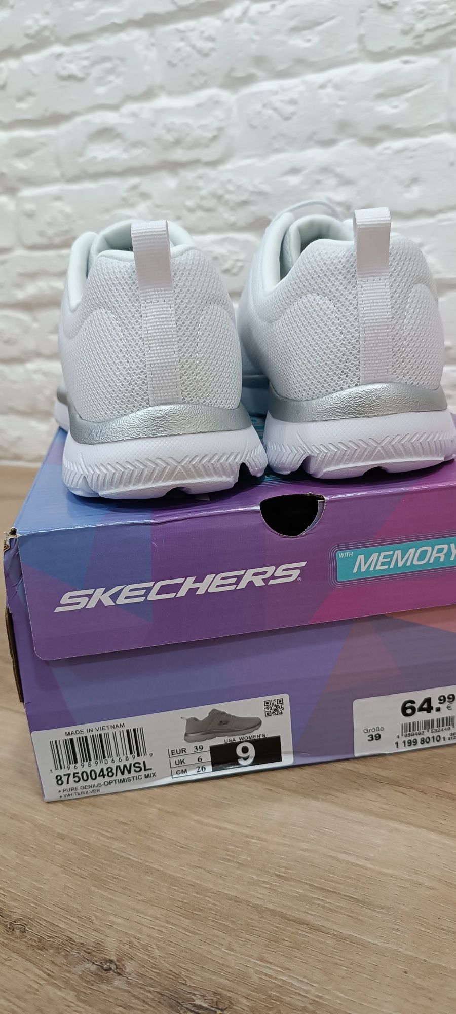 Кросівки Skechers  Нові. Оригінал.
