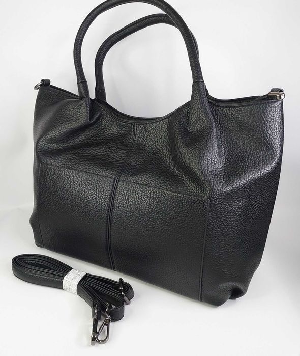 Сумка жіноча велика з двома ручками чорна Karlos Marconi