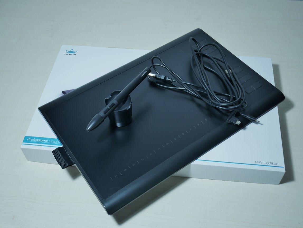 Tablet graficzny Huion 1060 new plus