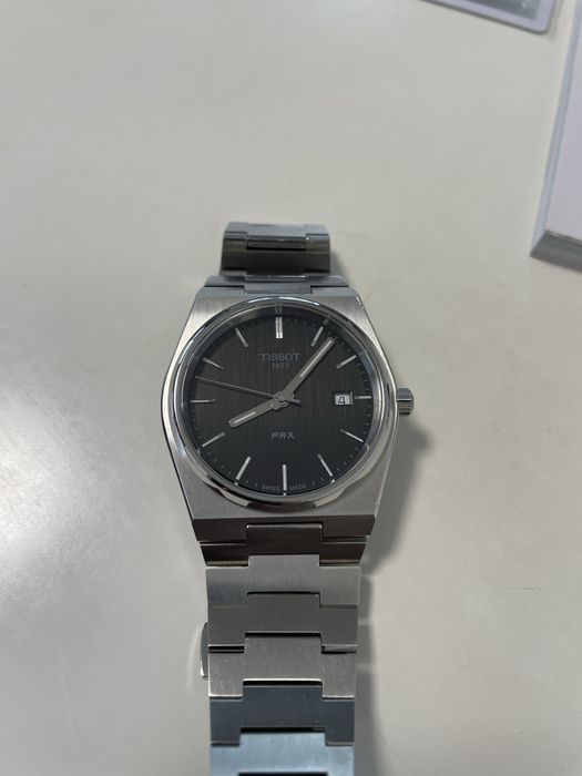 Tissot PRX T137.410.11.051.00 (40 мм,оригинал, отличное состояние)