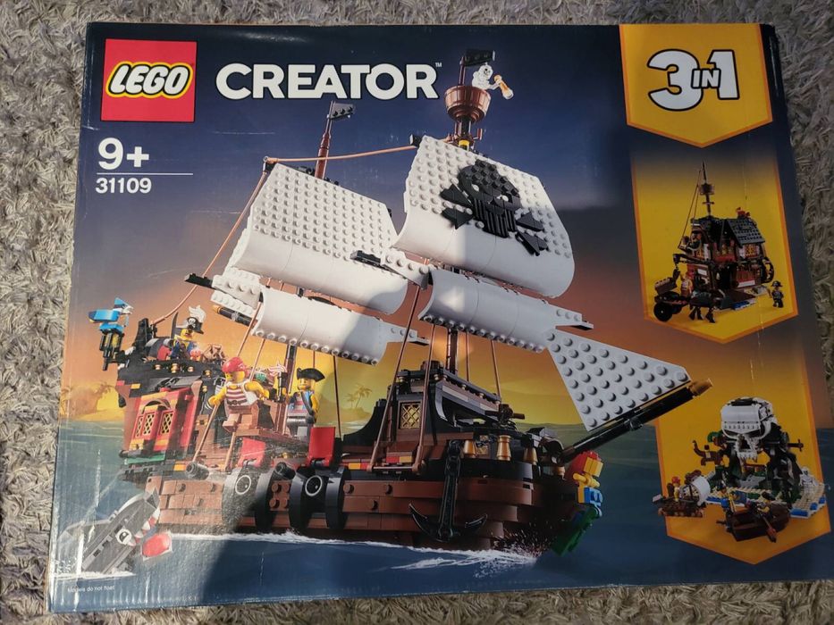 Lego creator 31109
