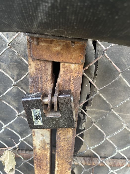 Здається гараж в оренду