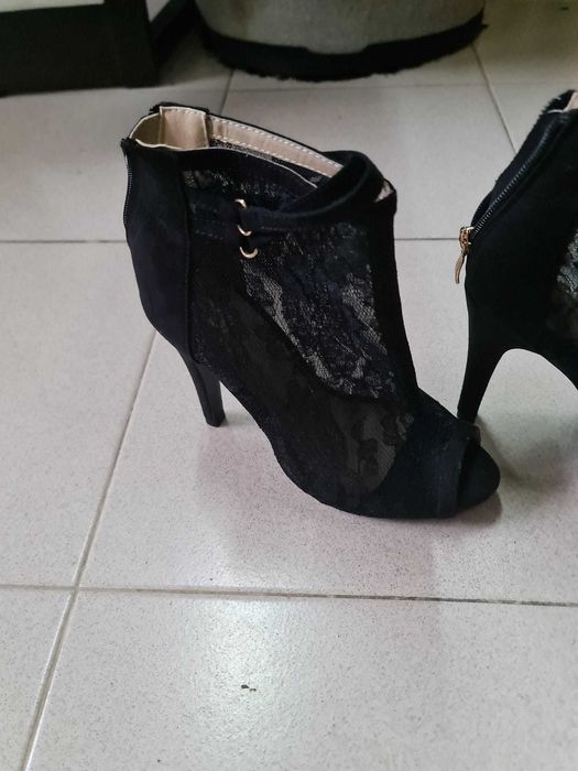 Sapato de Senhora - Tamanho 37