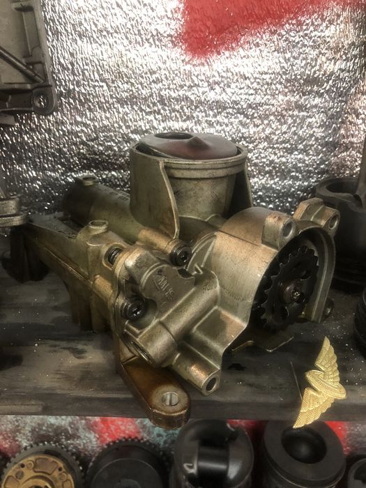 EP6 mini bmw блок колінвал розборка маслонасос розпредвал поршень r56