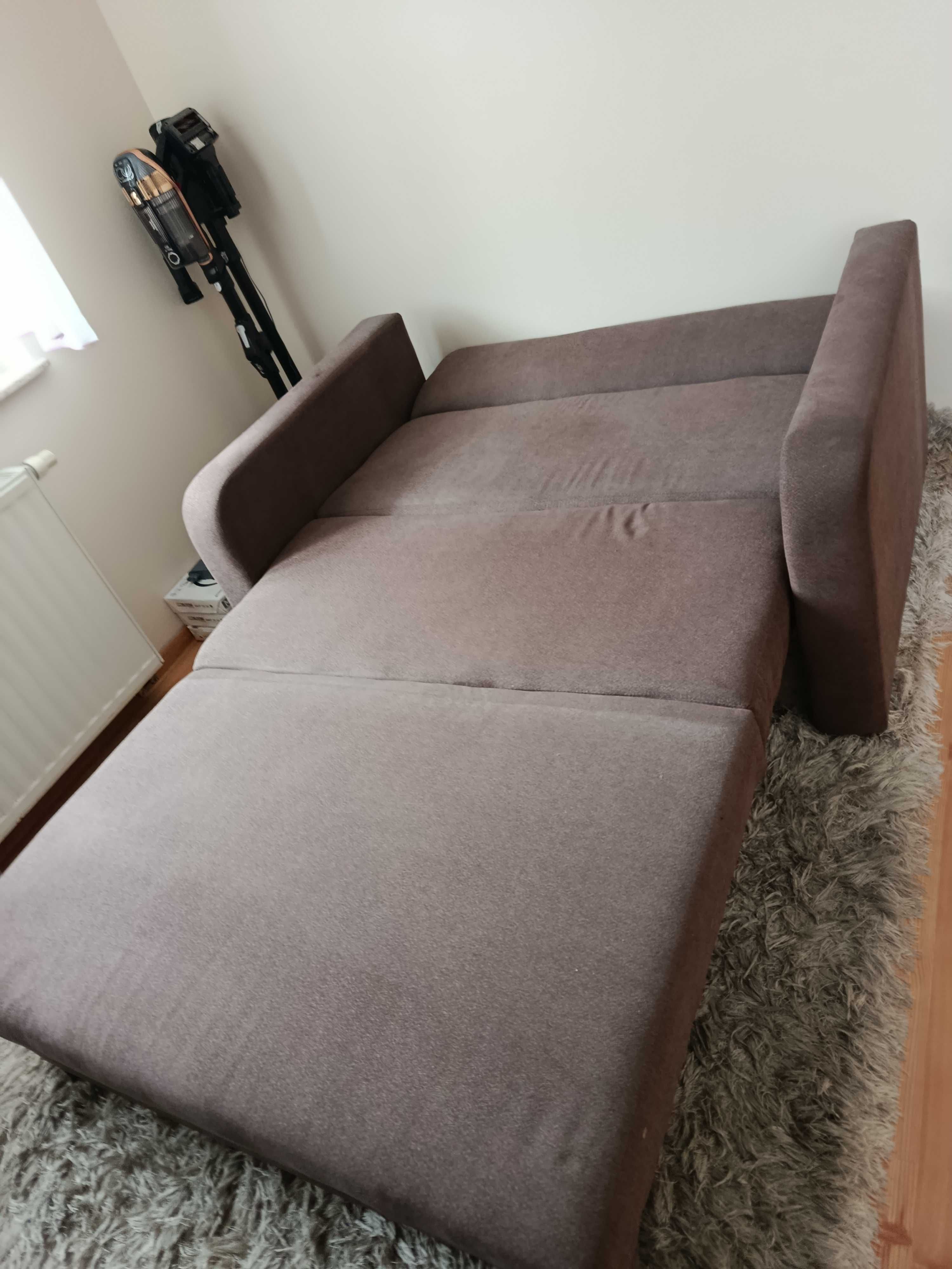 Sofa dwuosobowa rozkladana