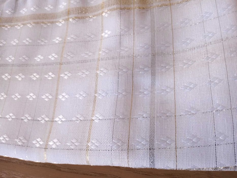 duży nowy obrus biały 135/180 cm