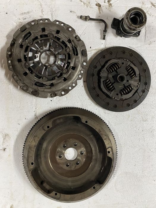 Комплект Сцепления с маховиком Opel Meriva