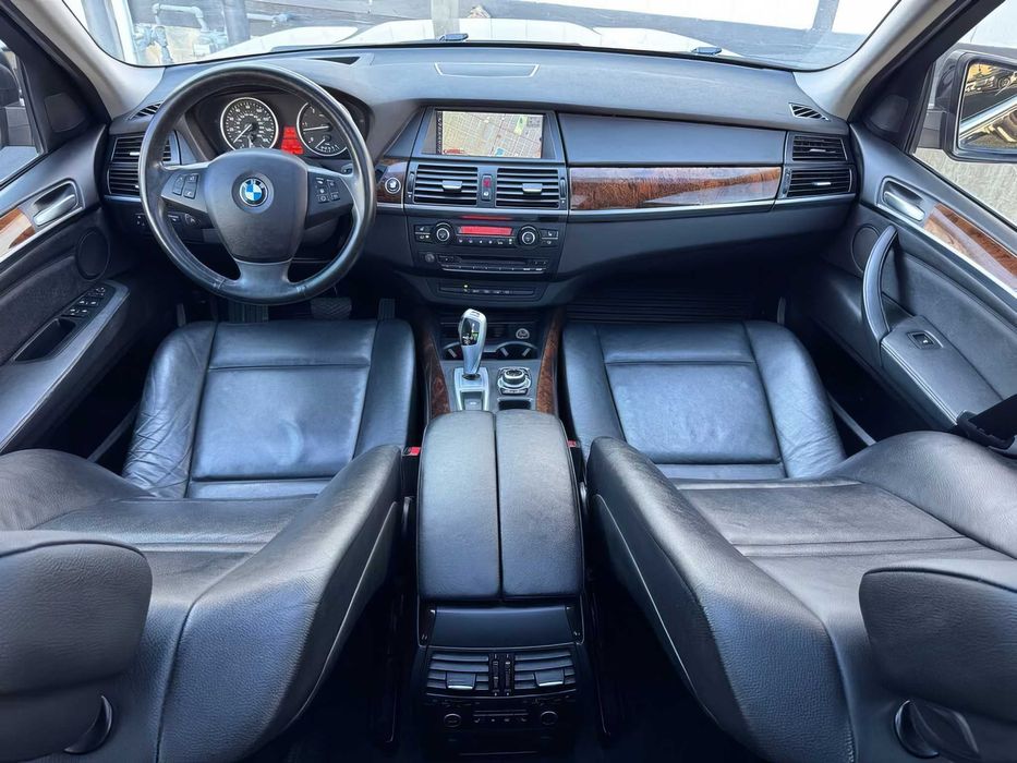 BMW X5 xDrive35d      2013