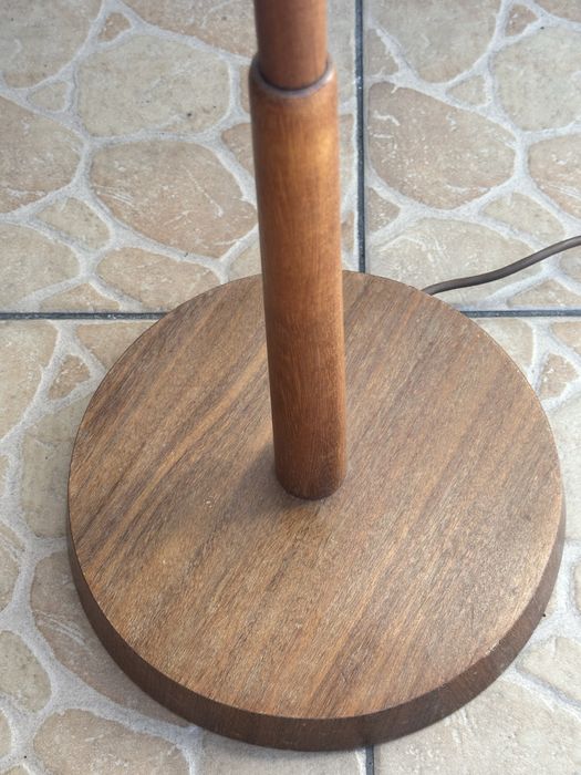 Przepiękna dunska lampa teakowa z 1970 roku. Styl mid century modern.