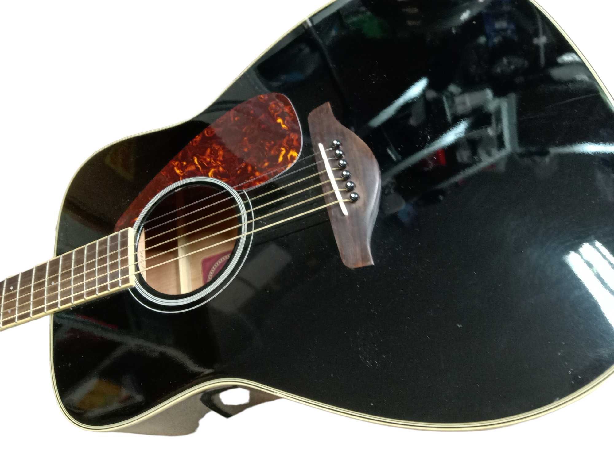 Gitara Yamaha FG720S