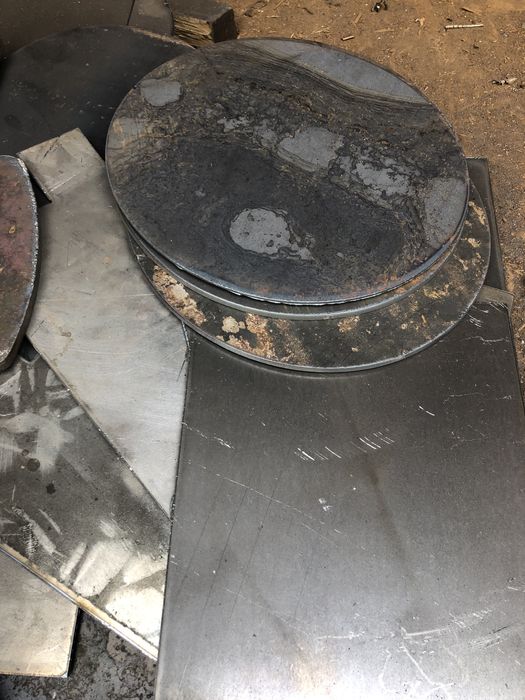 Металеві вироби, закладні, круги, квадрати, полоси