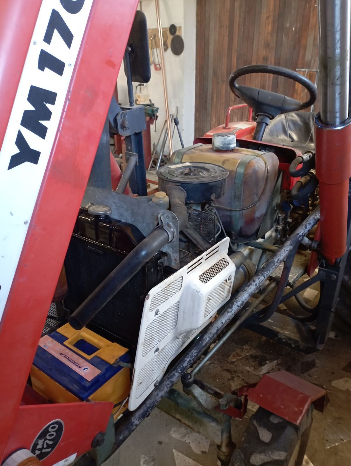 Міні-трактор  YANMAR YM1700