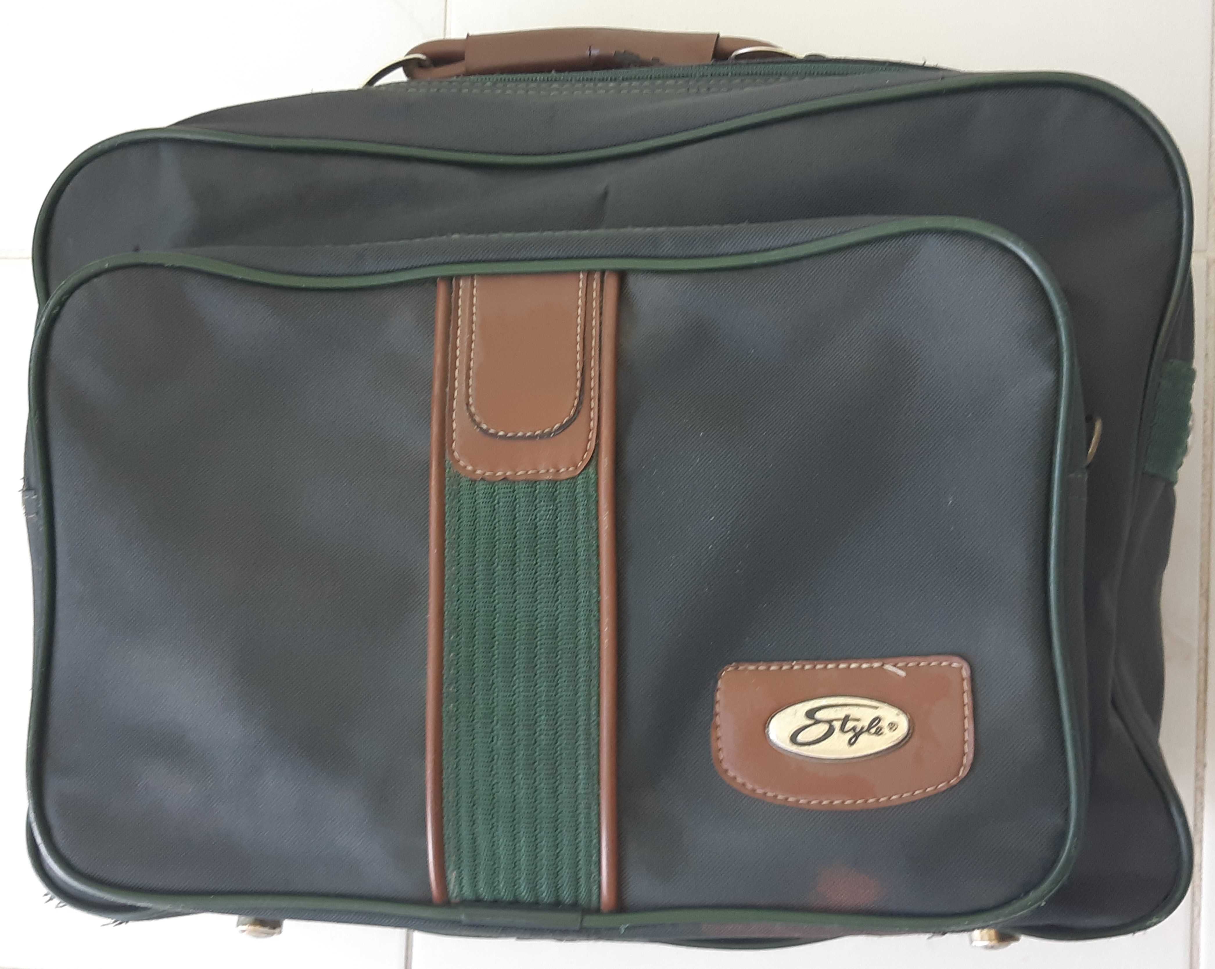 Magnífico e Prático Saco de Viagem