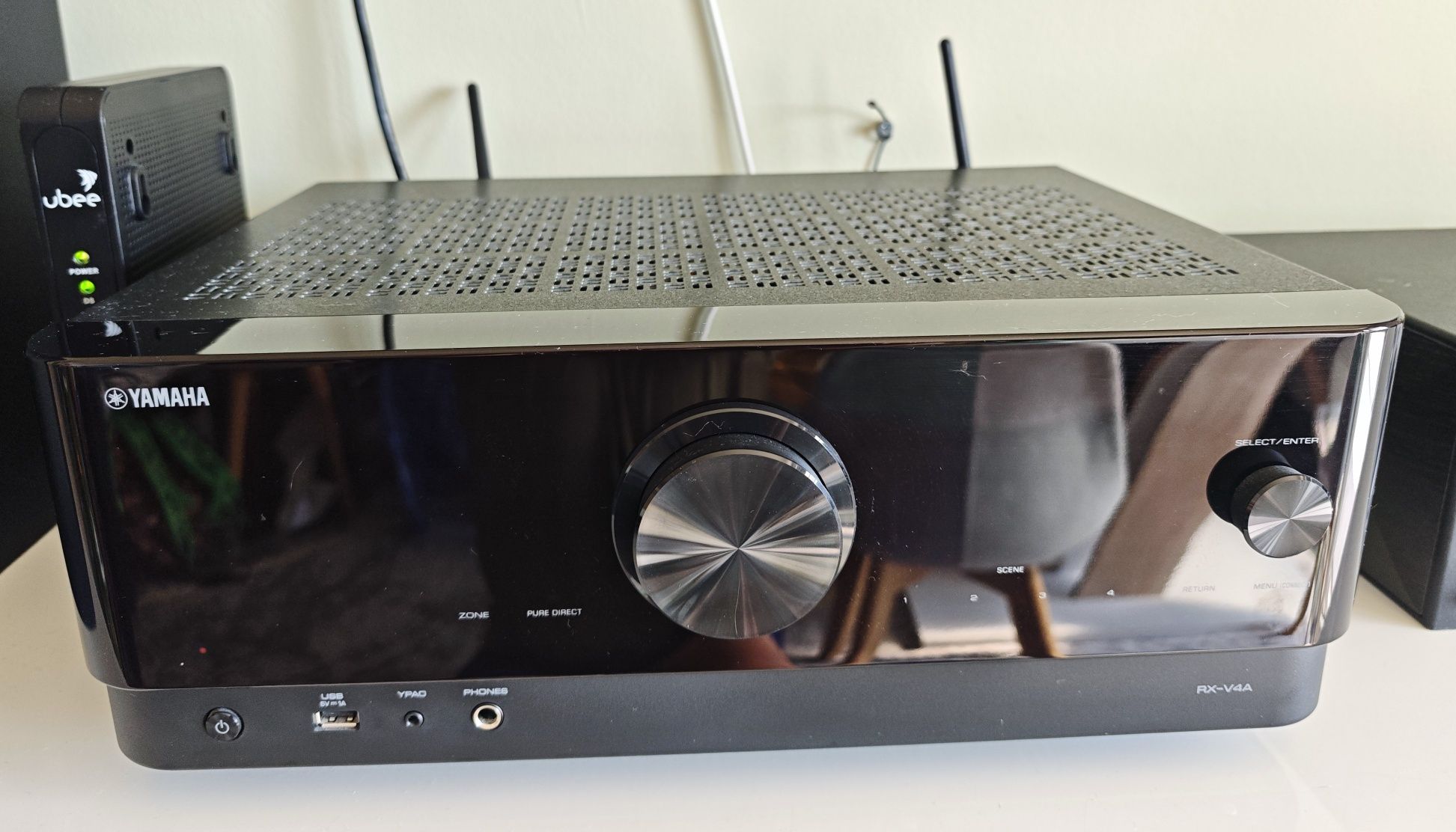 Zestaw Yamaha RX V4a + subwoofer + kolumny