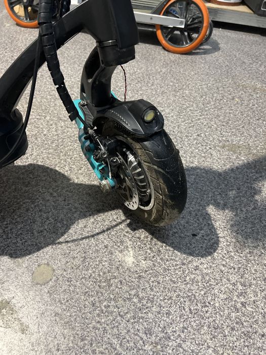 Hulajnoga elektryczna Vsett 9