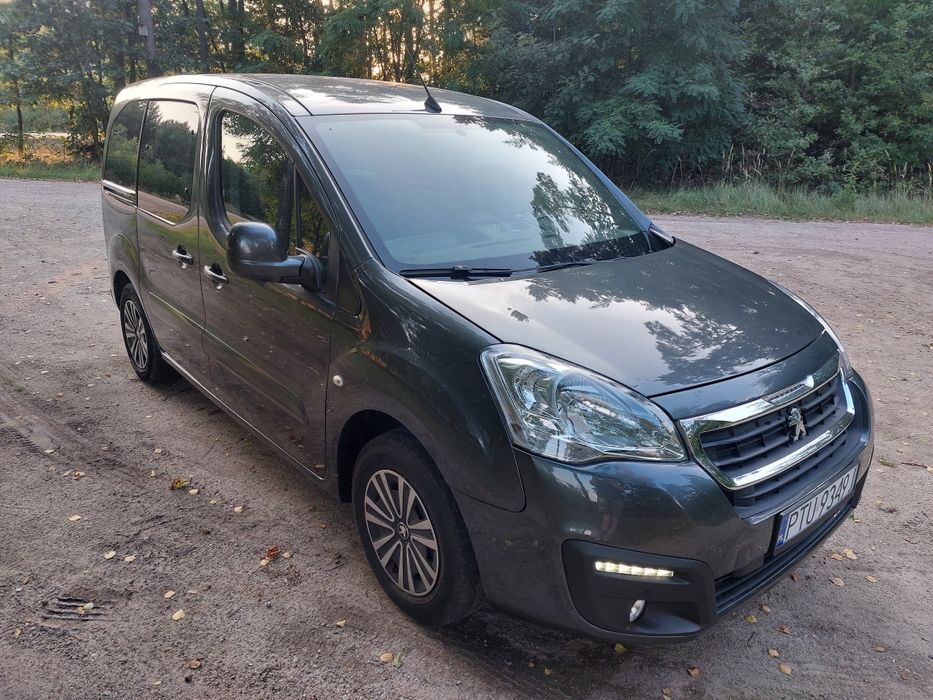 Peugeot Partner Tepee 1.2 110km