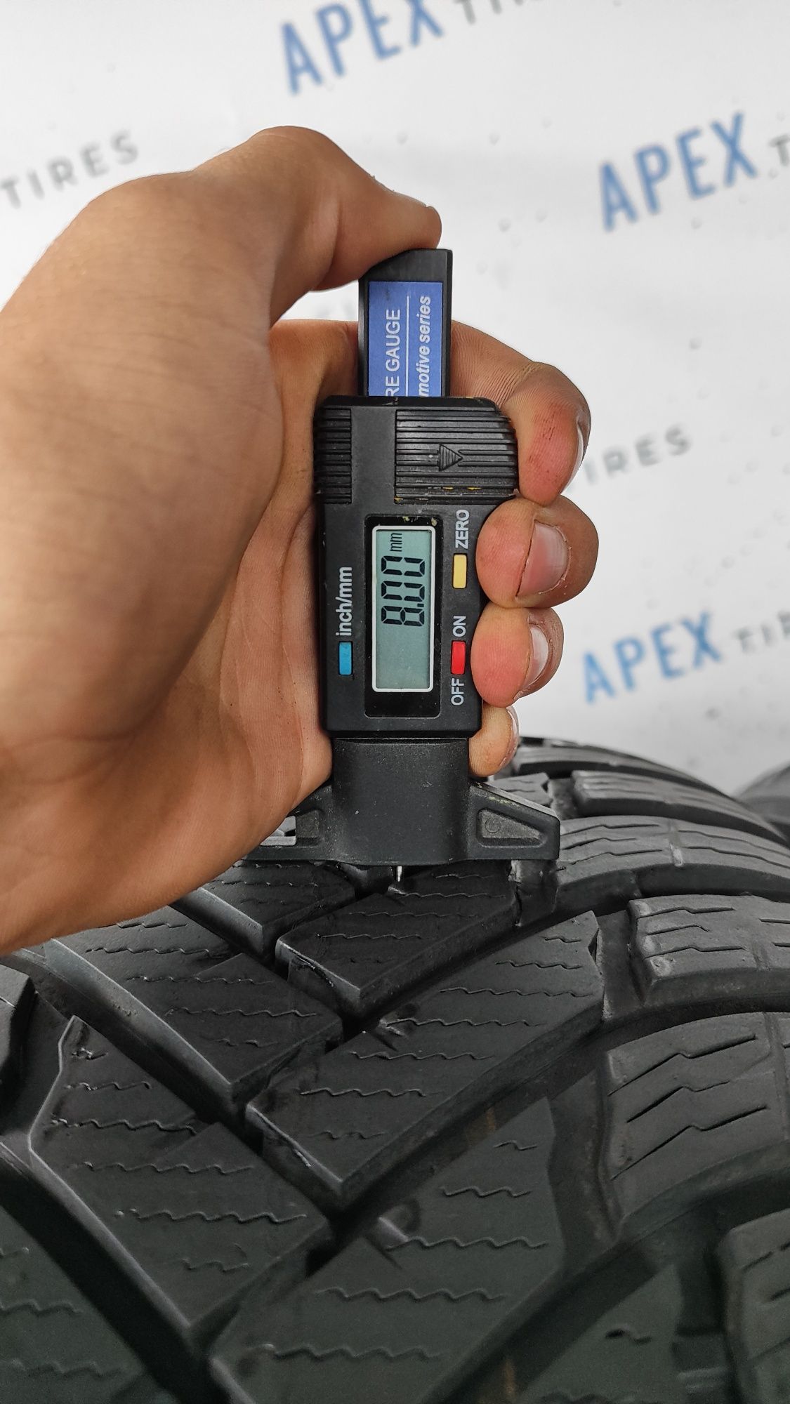 Шини Nokian зимові 235/50 R18 235*50 18 weather proof suv