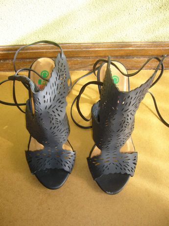 Sandálias de mulher