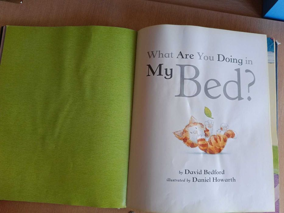 English book, Snuggle Up Little One книга дитяча