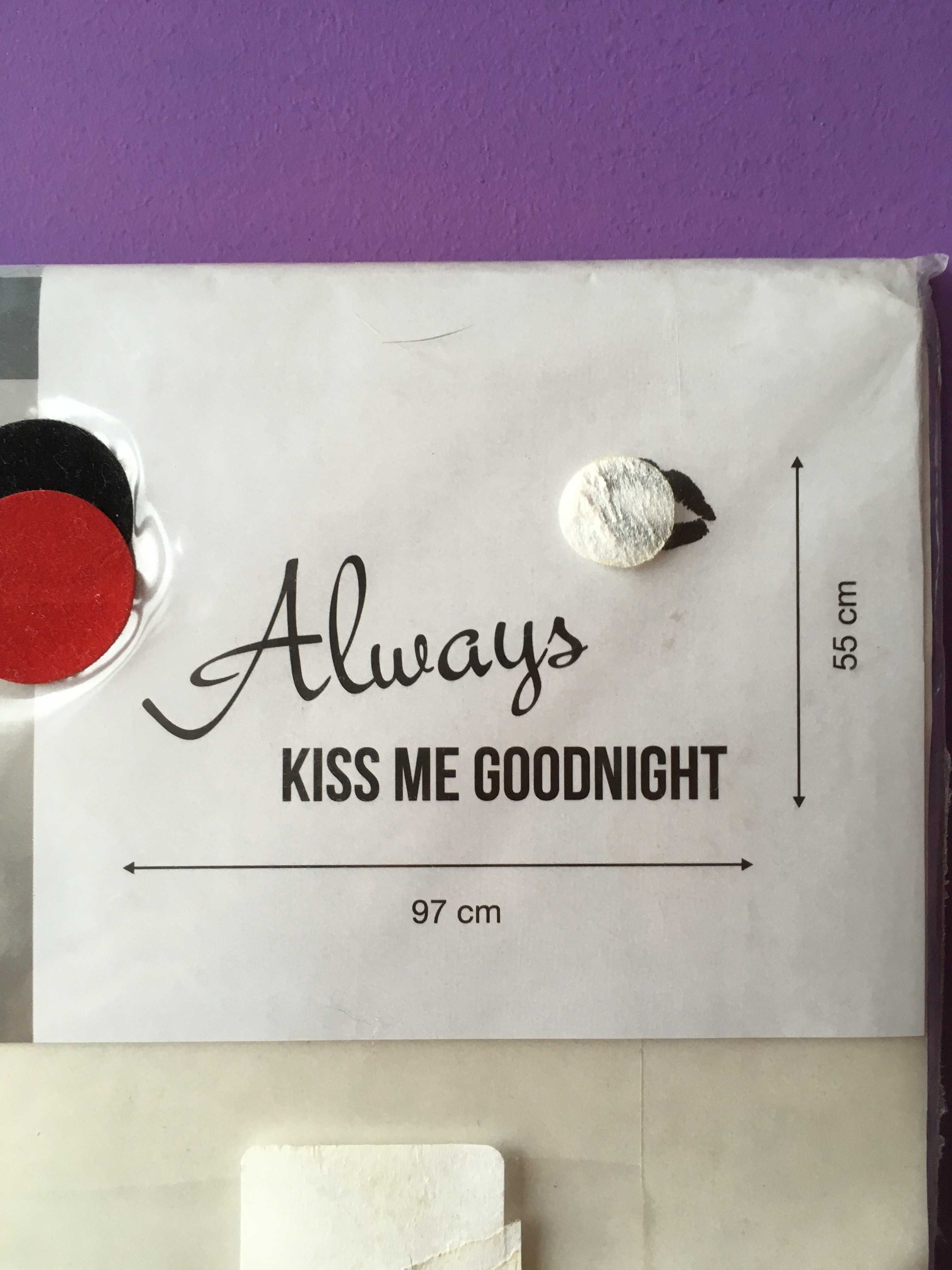 naklejka welurowa Velvet Concept na ścianę Always Kiss Me Good Night