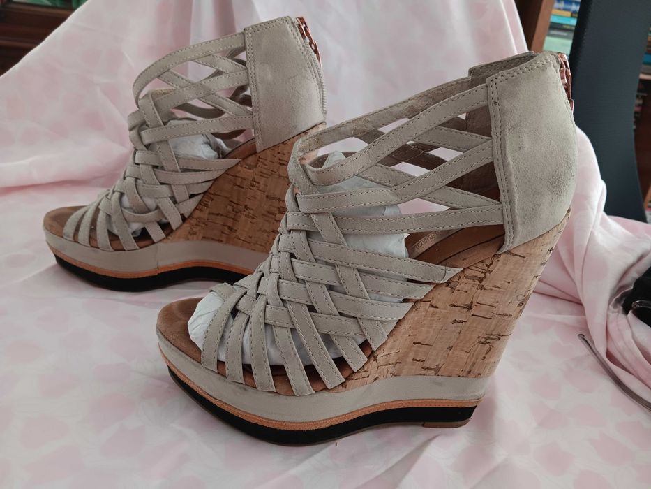 Sandálias de cunha em cortiça Cubanas