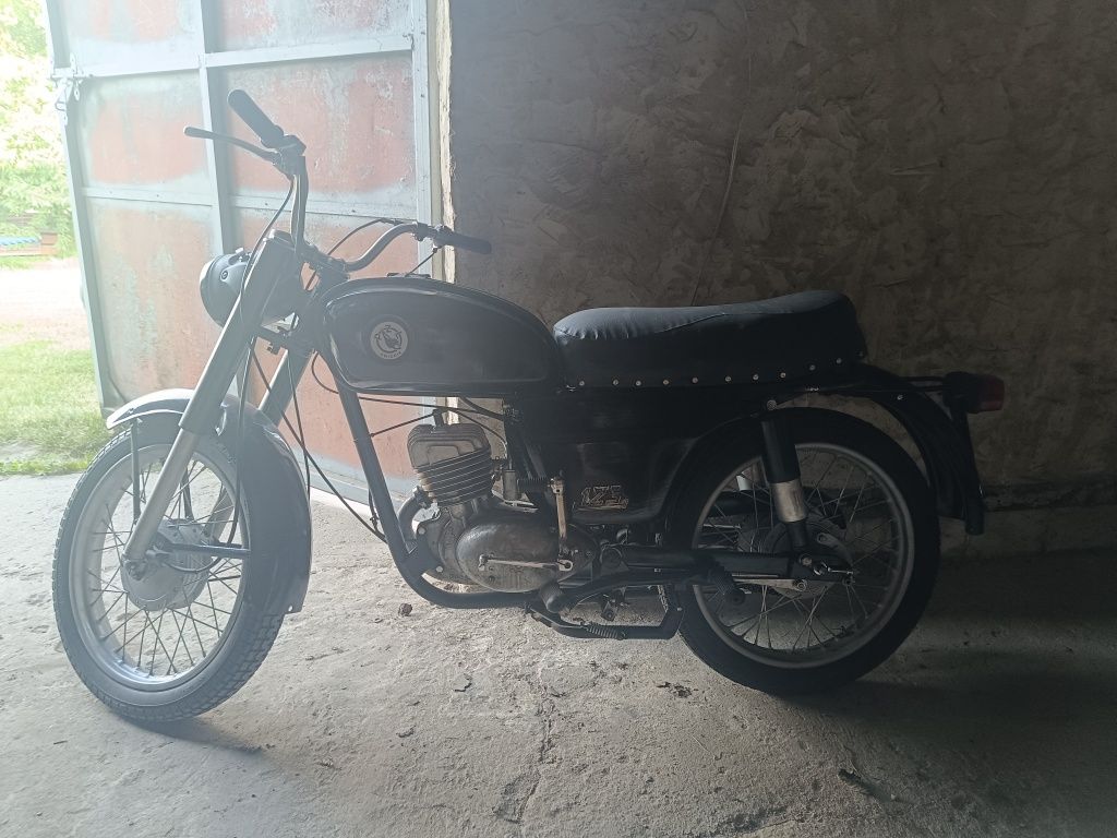 Motocykl WSK 125
