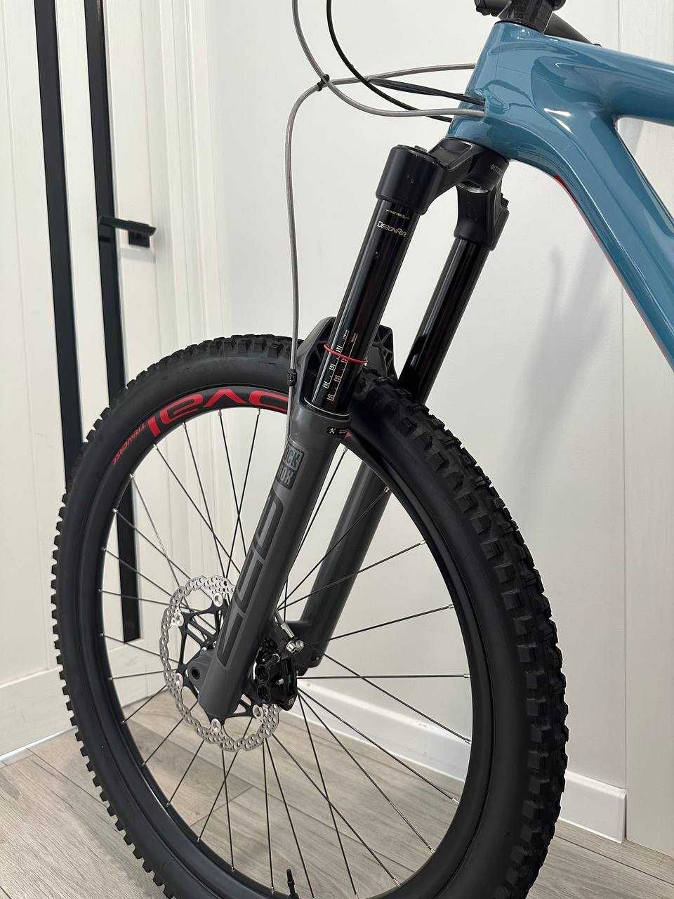 Велосипед Specialized Enduro 29'' Carbon