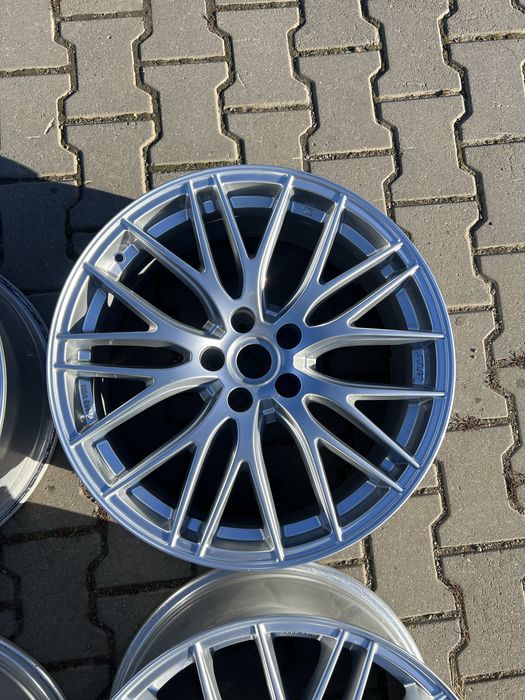 5/112 R19 Диски Porsche Macan / BMW G30 , G14