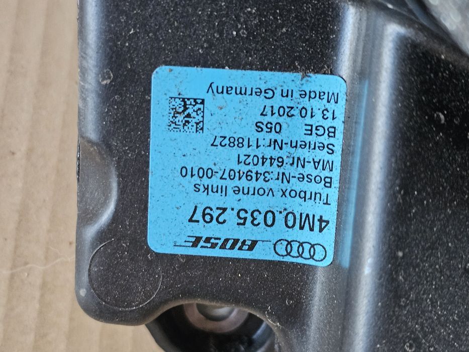 Głośnik drzwi niskotonowy Sub kolumna tuba audi q7 4m bose