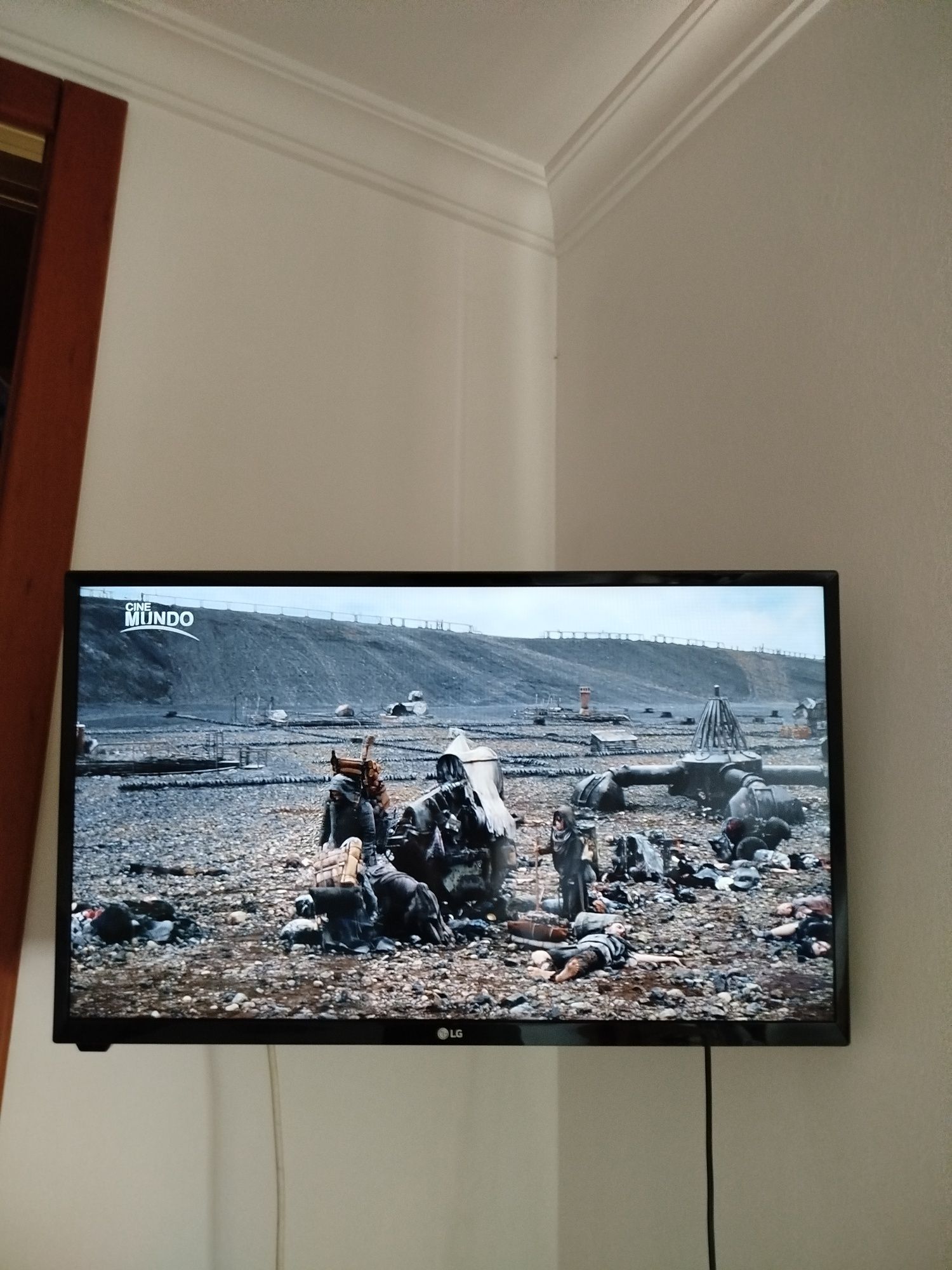 TV LG - 28MT42VF
