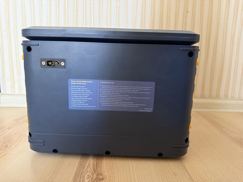 Зарядная станция Blue Carbon номинальная 1100w емкость 1024втч LiFePO₄